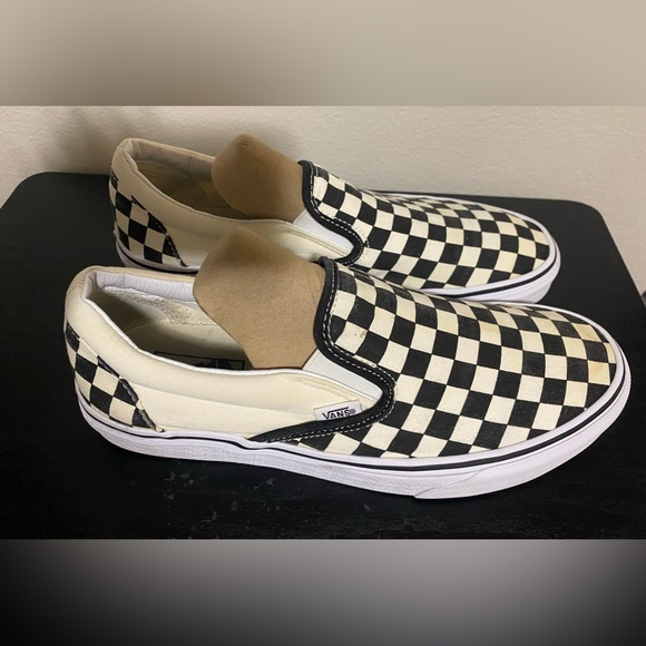 🔥Used Vans black and white checkered- W-10 M- 8.5 - Picture 3 of 12